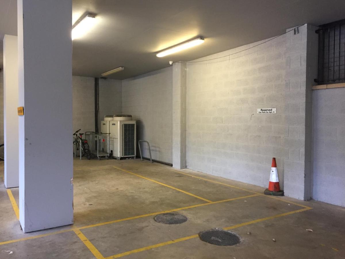 Churchill Two Bedroom Apartments With Free Parking And The Minster View York Eksteriør billede